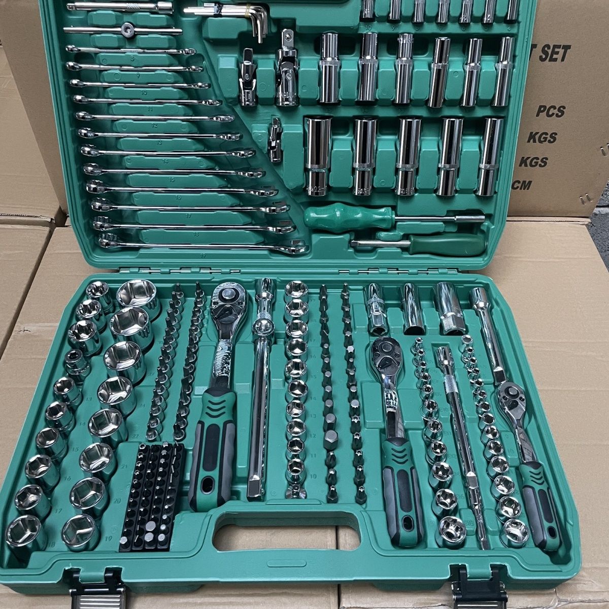 150-teiliges Auto-Reparatur-We – Socket Set Bewertung und Preis