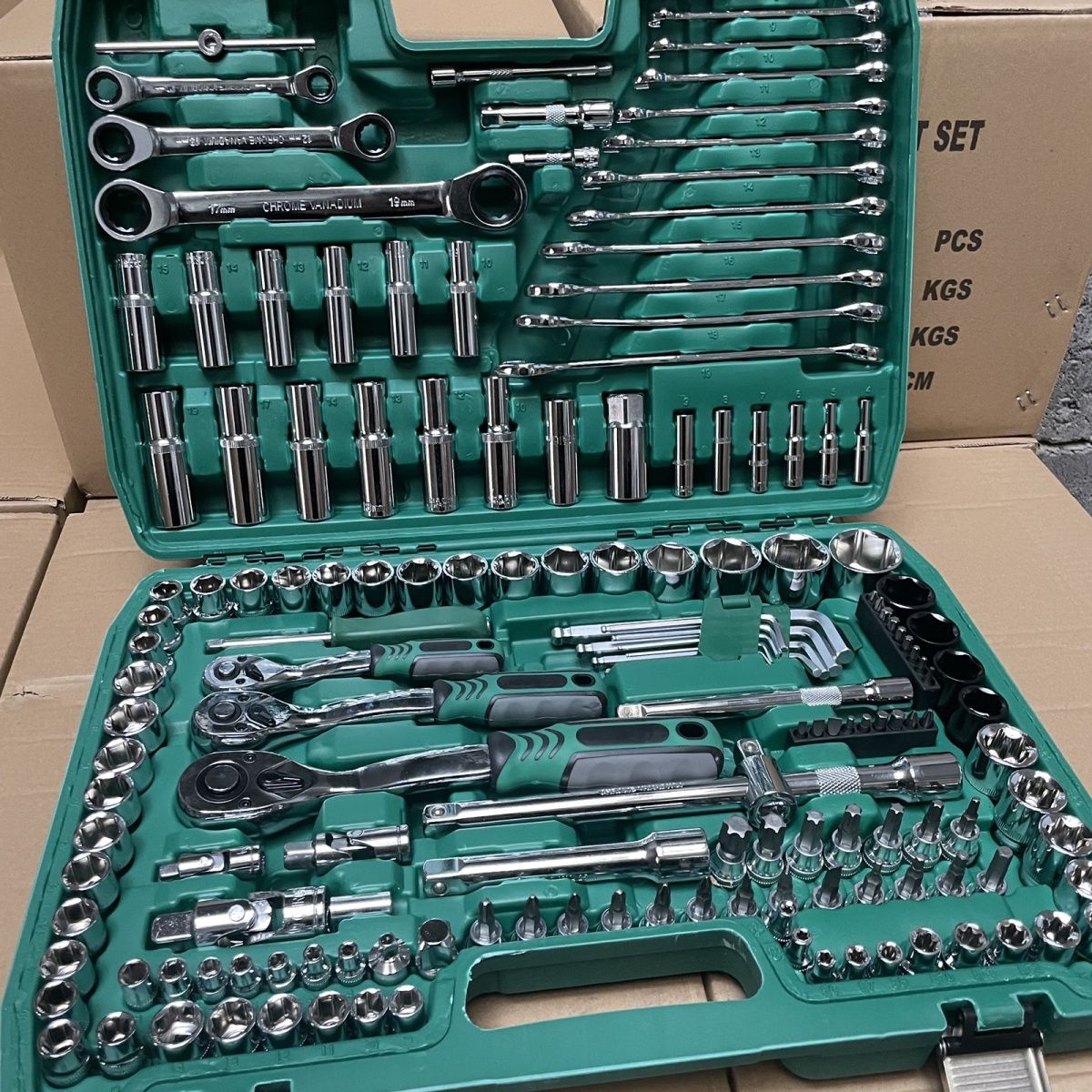 150-teiliges Auto-Reparatur-We – Socket Set Bewertung und Preis