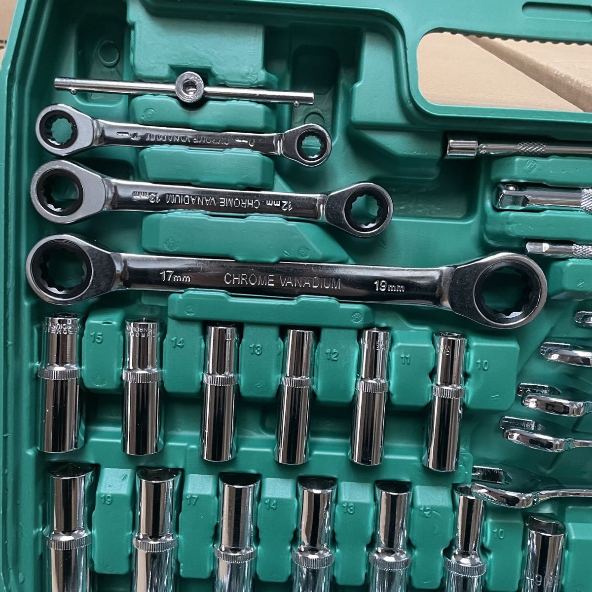 150-teiliges Auto-Reparatur-We – Socket Set Bewertung und Preis